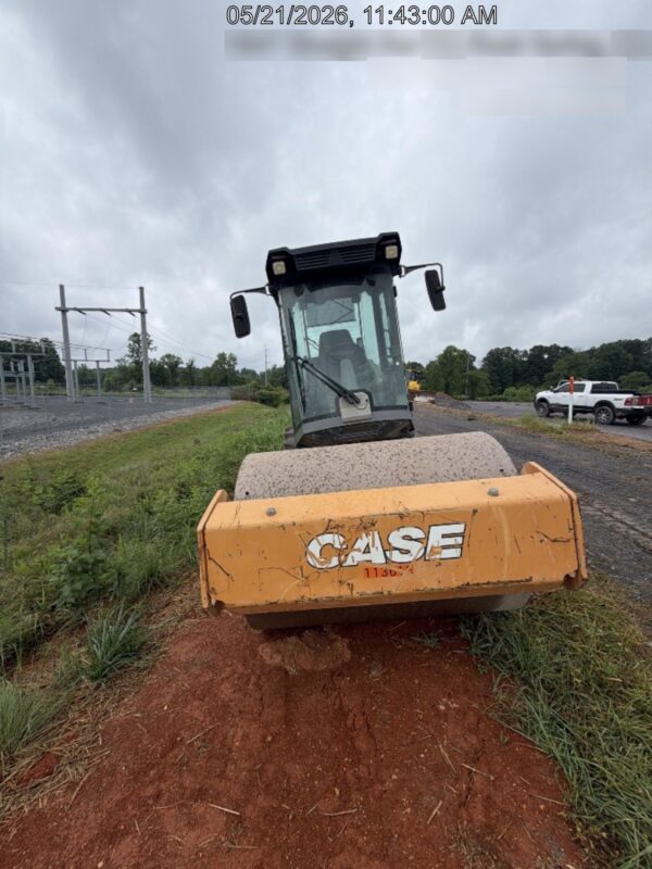 2020 CASE SV207E