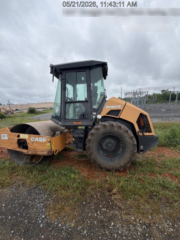 2020 CASE SV207E