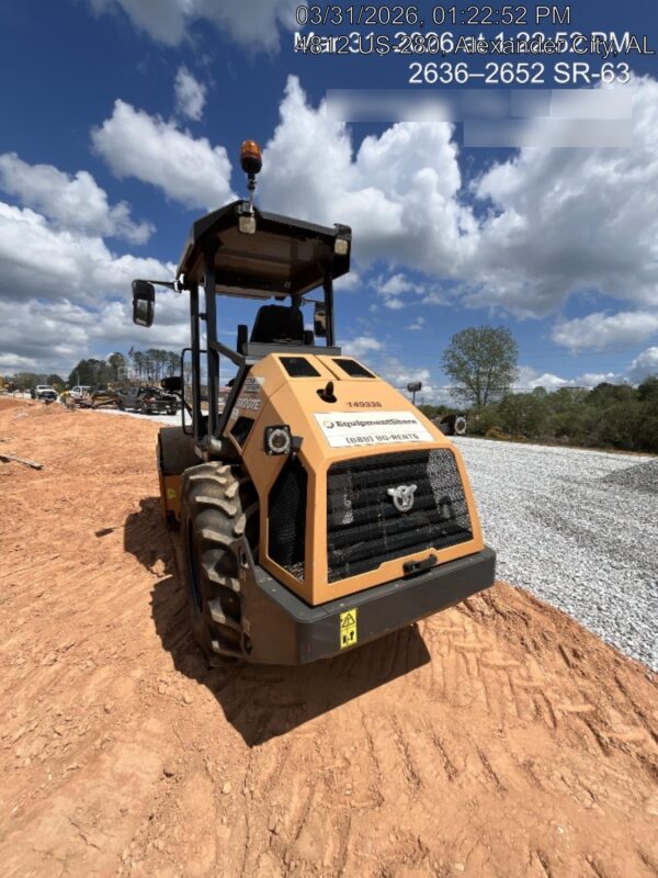 2020 CASE SV207E