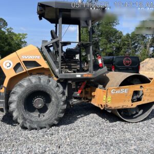 2020 CASE SV207E