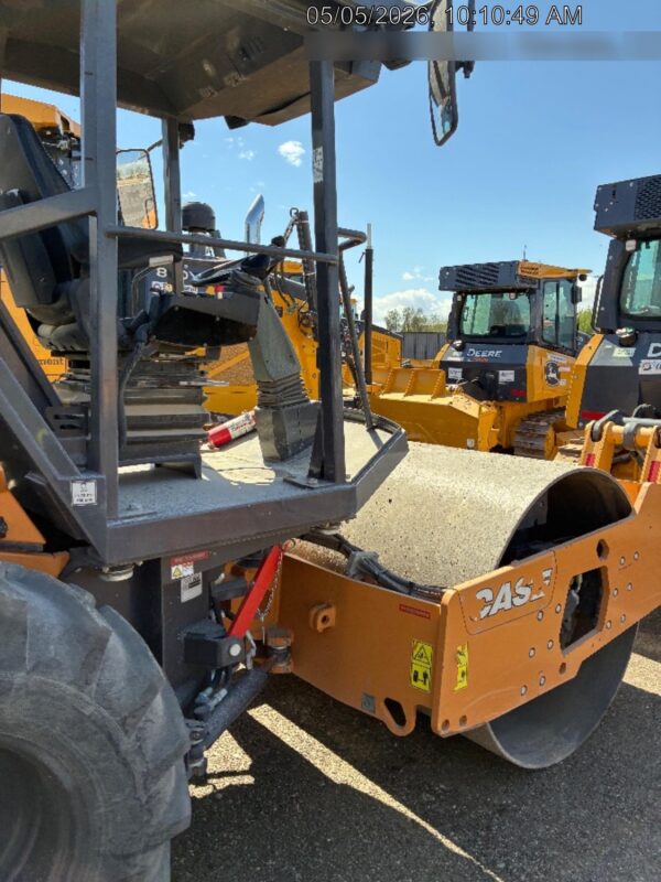 2020 CASE SV207E