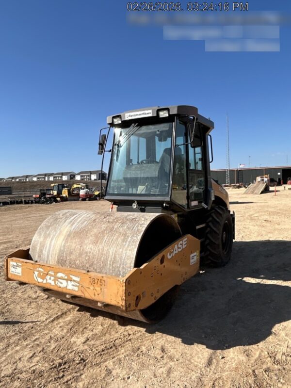 2020 CASE SV208D