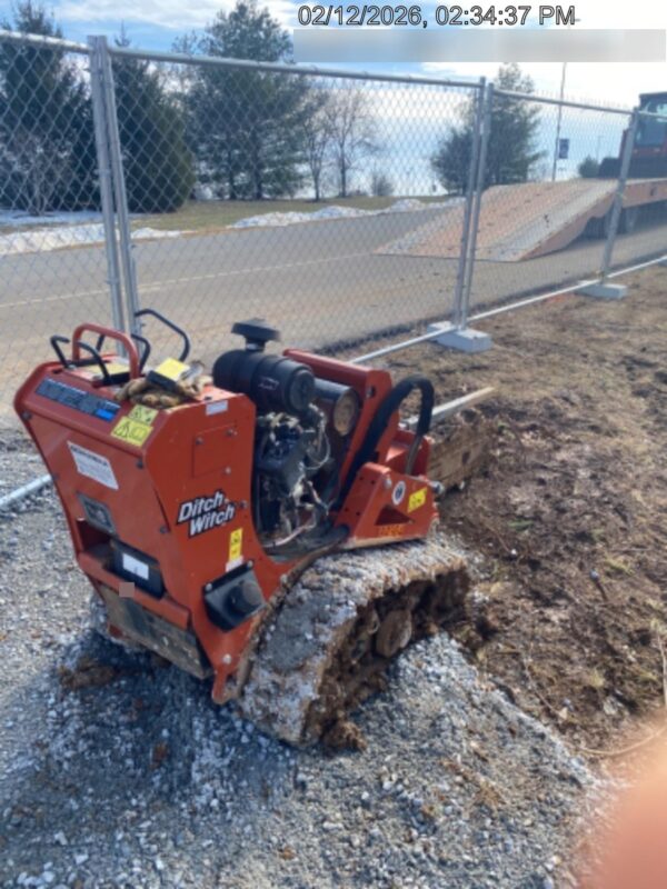2020 DITCH WITCH C24XA