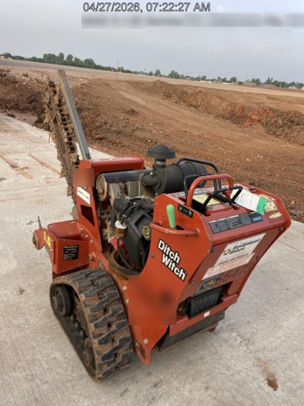 2020 DITCH WITCH C24XA