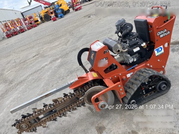 2020 DITCH WITCH C24XA