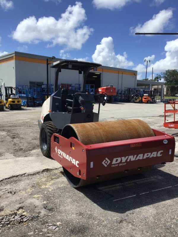 2020 DYNAPAC CA1400D 2020 DYNAPAC CA1400D