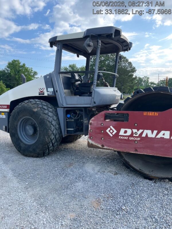 2020 DYNAPAC CA2500D