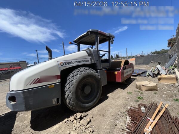 2020 DYNAPAC CA2500D