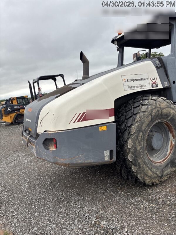2020 DYNAPAC CA2500D