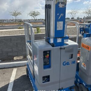 2020 GENIE GR-20