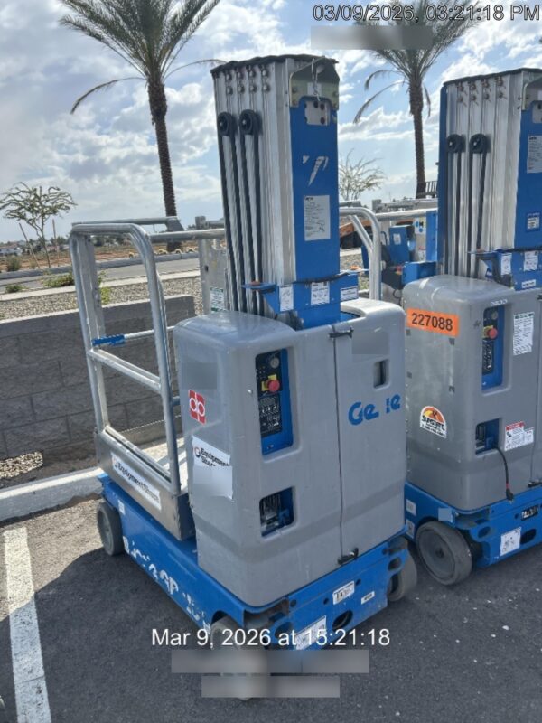 2020 GENIE GR-20