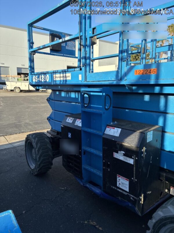 2020 GENIE GS-4390 RT