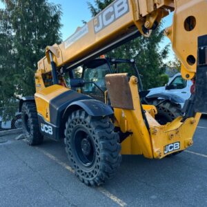 2020 JCB 510-56