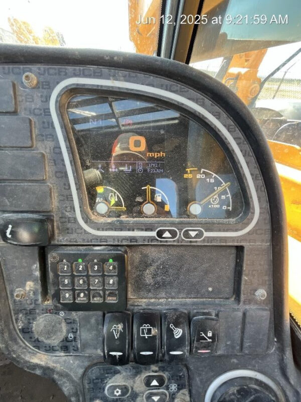 2020 JCB 510-56