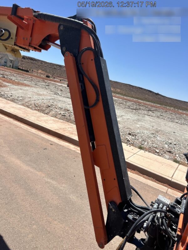 2020 JLG 660SJ