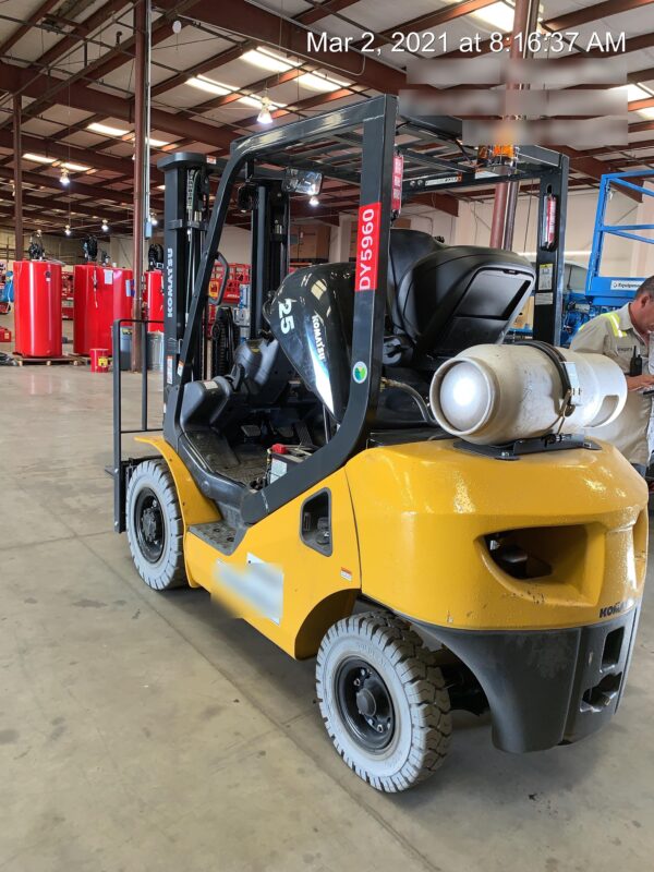 2020 KOMATSU FG25T-16
