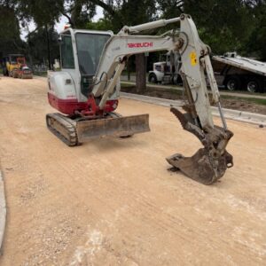 2020 TAKEUCHI TB-235-2CR