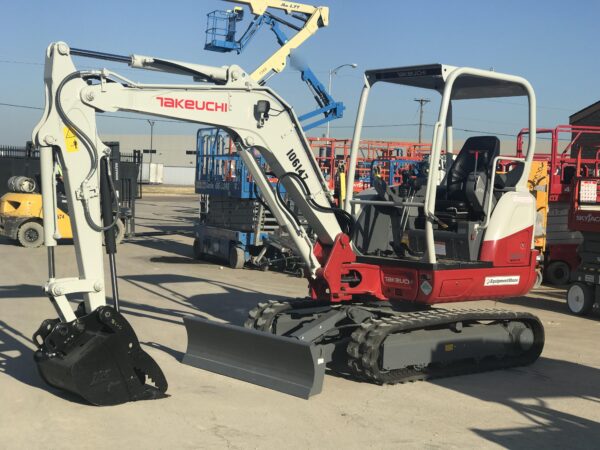 2020 TAKEUCHI TB235-2R