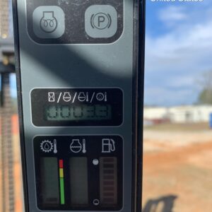 2021 CASE 586H