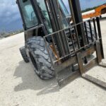 2021 CASE 586H