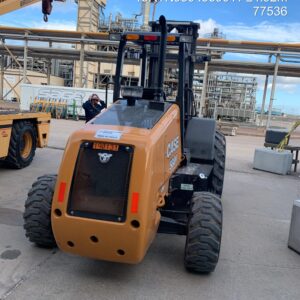 2021 CASE 588H
