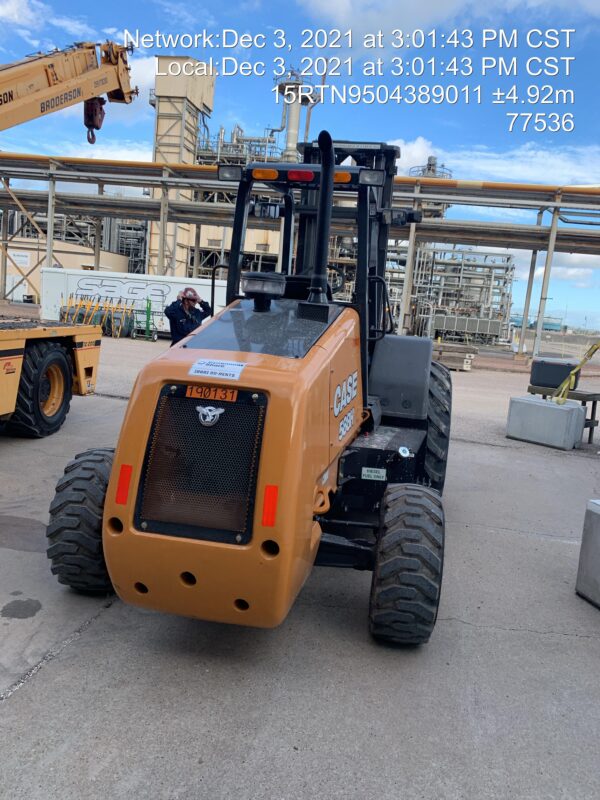 2021 CASE 588H