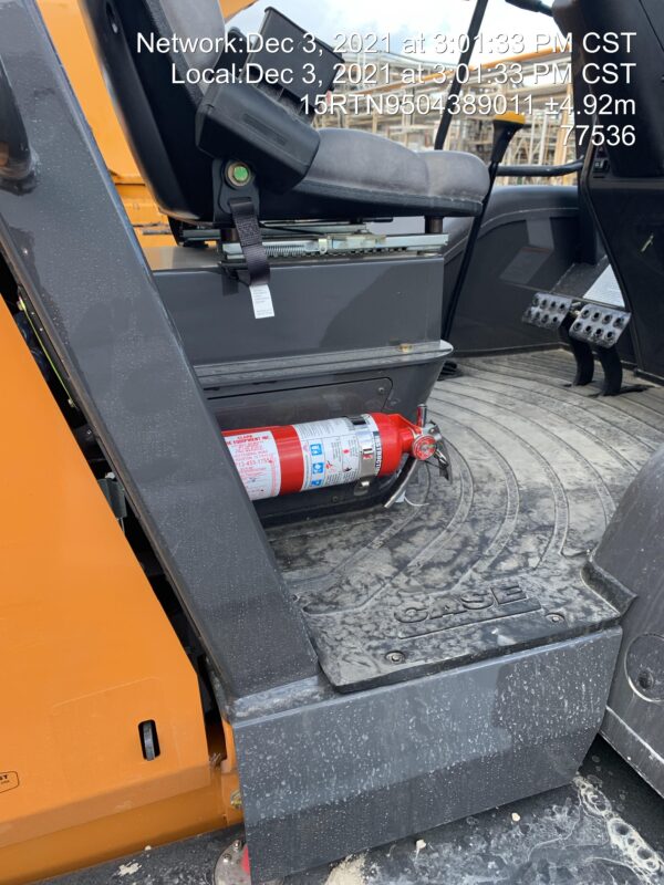 2021 CASE 588H