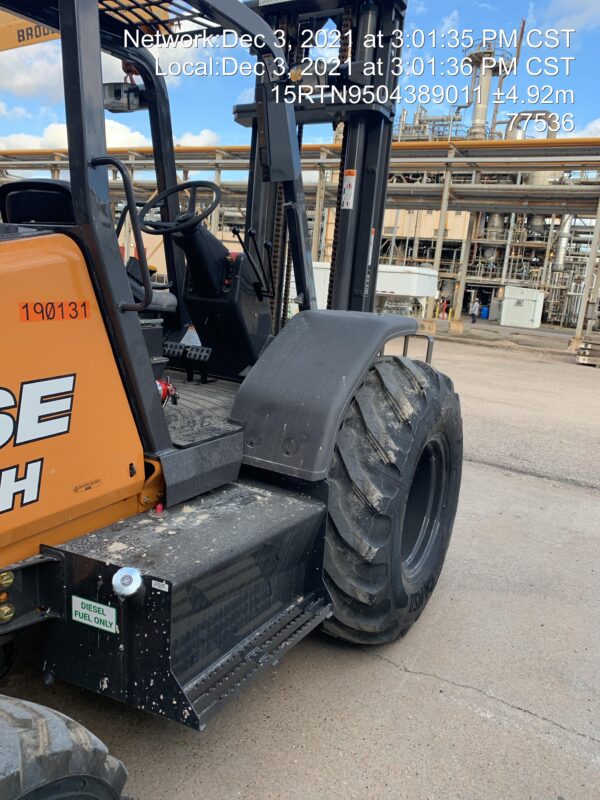 2021 CASE 588H