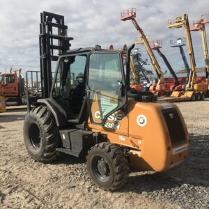 2021 CASE 588H
