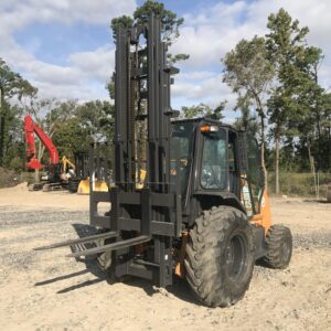 2021 CASE 588H