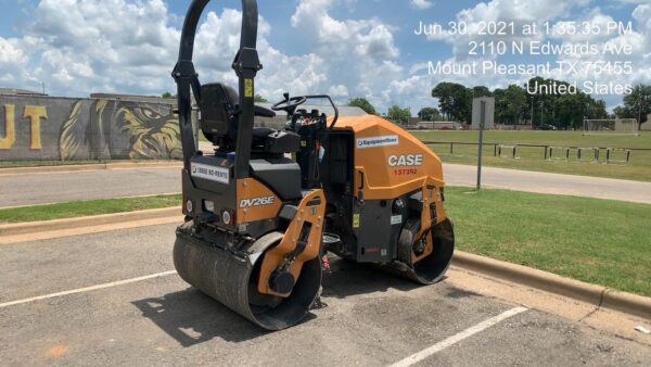 2021 CASE DV26E