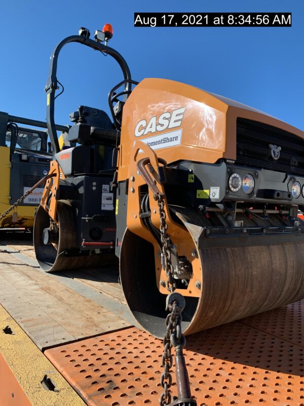 2021 CASE DV26E