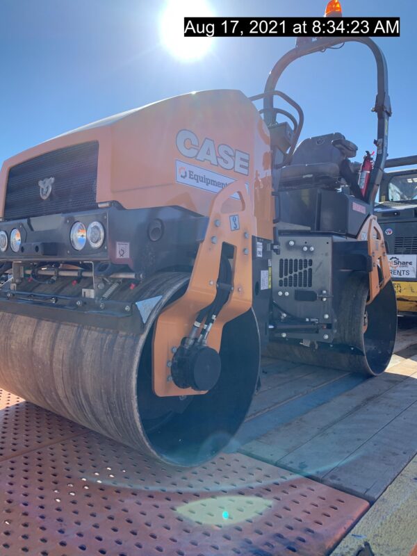 2021 CASE DV26E