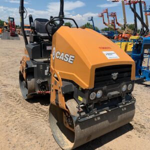 2021 CASE DV26E