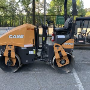2021 CASE DV26E