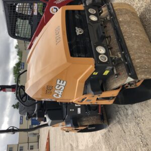 2021 CASE DV26E