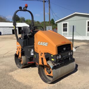 2021 CASE DV26E