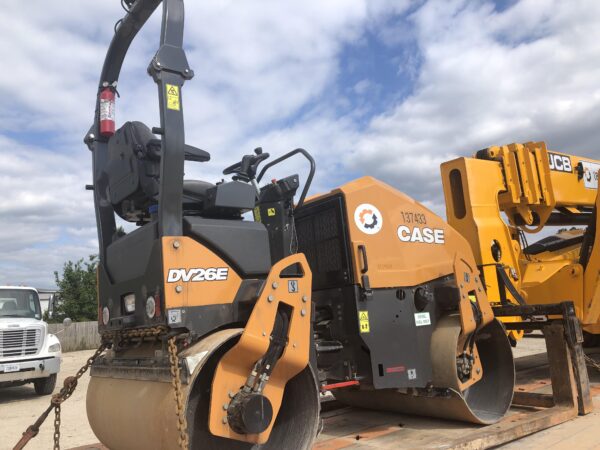 2021 CASE DV26E