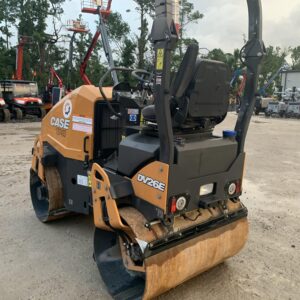 2021 CASE DV26E
