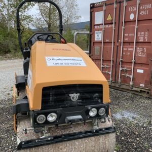 2021 CASE DV26E