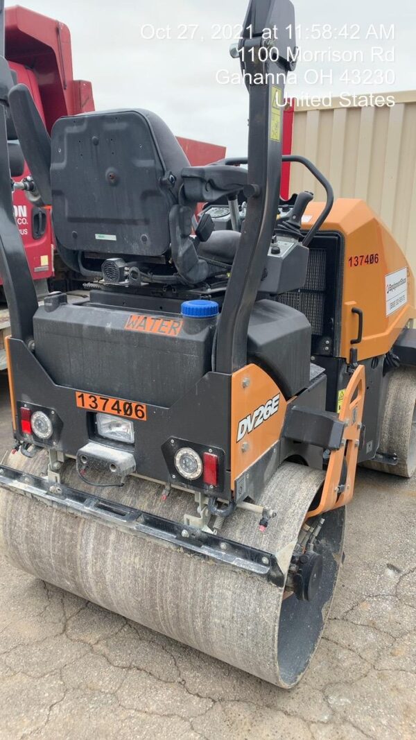 2021 CASE DV26E