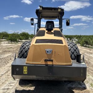 2021 CASE SV211E