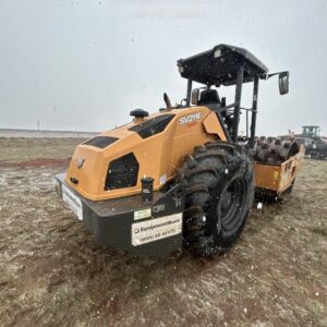 2021 CASE SV211EPF