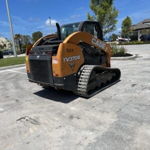 2021 CASE TV370B