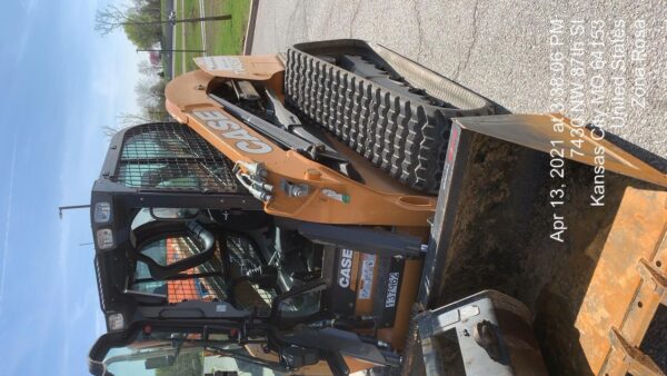 2021 CASE TV450B