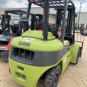 2021 CLARK C40