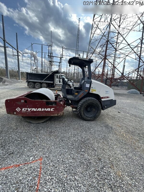 2021 DYNAPAC CA1400D