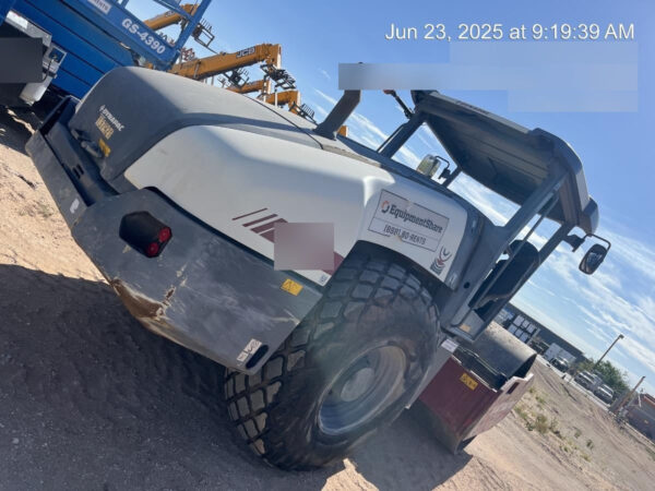 2021 DYNAPAC CA2500D