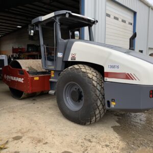 2021 DYNAPAC CA2500D