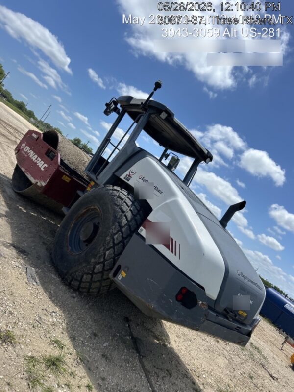 2021 DYNAPAC CA2500D
